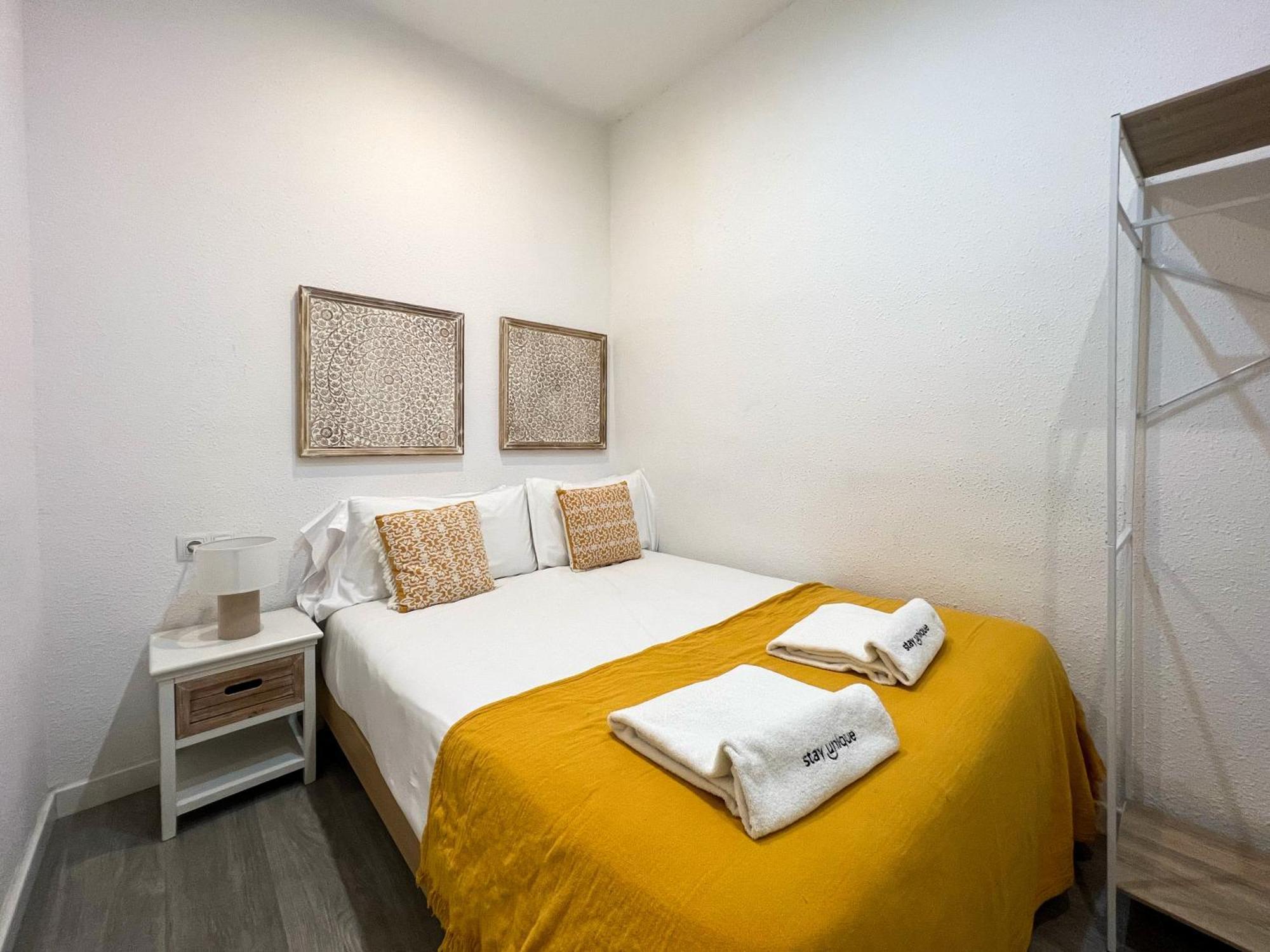 Stay U-Nique Apartments Rossello Barcellona Esterno foto
